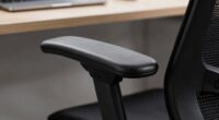 uncomfortable armrest posture